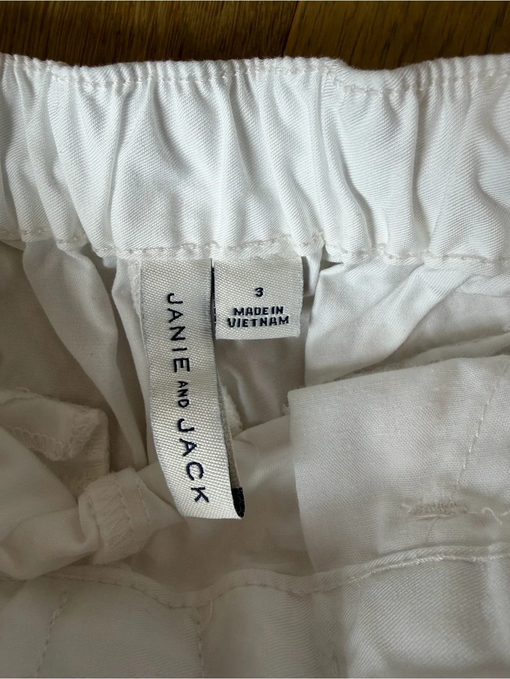 🤍 Janie and Jack Girls White Ruffle Hem Shorts w/ Bow Size 3 - Picture 3 of 5